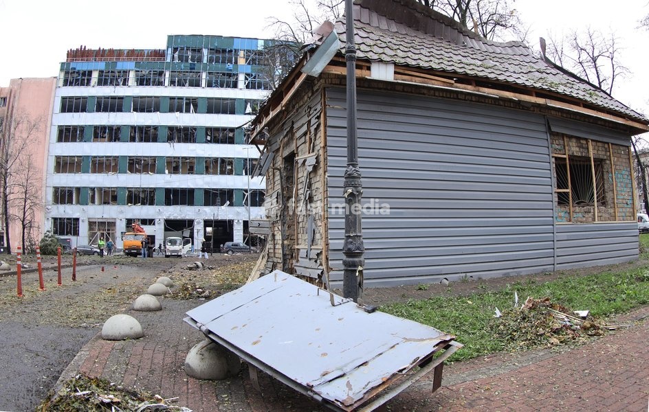 Buildings in the Solomianskyi district are damaged by a Russian attack in Kyiv, Ukraine, on October 19, 2026. During the night and morning, Russia launched a massive strike on the capital using ballistic missiles, cruise missiles, and drones. According to Kyiv city head Vitali Klitschko, five…