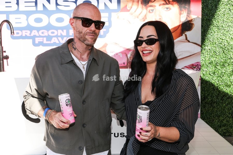 CENTURY CITY, LOS ANGELES, CALIFORNIA, USA - OCTOBER 18: Oliver Trevena and Demi Lovato attend Benson Boone's splash with a bathtub takeover celebrating Caliwater's New Dragon Fruit Flavor held at Westfield Century City on October 18, 2026 in Century City, Los Angeles, California, United States