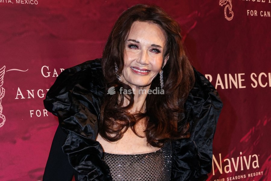 MANHATTAN, NEW YORK CITY, NEW YORK, USA - OCTOBER 19: Lynda Carter arrives at the 28th Annual Angel Ball Benefiting Gabrielle's Angel Foundation For Cancer Research held at Cipriani Wall Street on October 19, 2026 in Manhattan, New York City, New York, United States