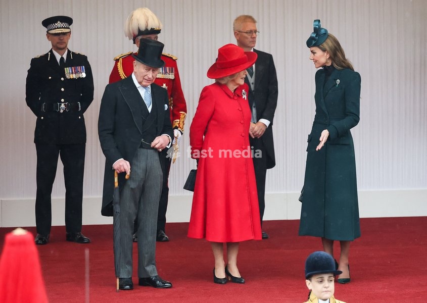 Britain's King Charles, Queen Camilla and Kate, Princess of Wales await the arrival of Oman's Sultan Haitham bin Tariq for a welcome ceremony on the Royal Dais at Datchet Road during the Sultan's state visit to Britain, in Windsor, Britain, October 20, 2026