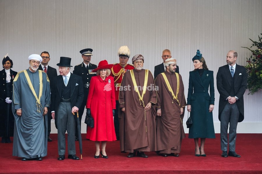 Britain's King Charles, Queen Camilla, William Prince of Wales and Kate, Princess of Wales attend a welcome ceremony for Oman's Sultan Haitham bin Tariq on the Royal Dais at Datchet Road during the Sultan's state visit to Britain, in Windsor, Britain, October 20, 2026
