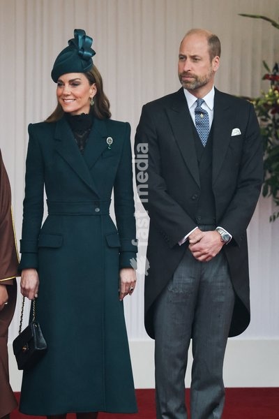 Britain's William, Prince of Wales and Kate, Princess of Wales pose next to Oman's Sultan Haitham bin Tariq as they attend a welcome ceremony on the Royal Dais at Datchet Road during the Sultan's state visit to Britain, in Windsor, Britain, October 20, 2026