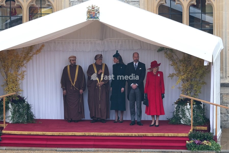 WINDSOR, ENGLAND - OCTOBER 20: (L-R) H.H. Sayyid Theyazin bin Haitham Al Said Deputy Prime Minister for Economic Affairs, H.H. Sayyid Shihab bin Tariq Al Said, Deputy Prime Minister for Defence Affairs, Catherine, Princess of Wales, Prince William, Prince of Wales and Queen Camilla in the…