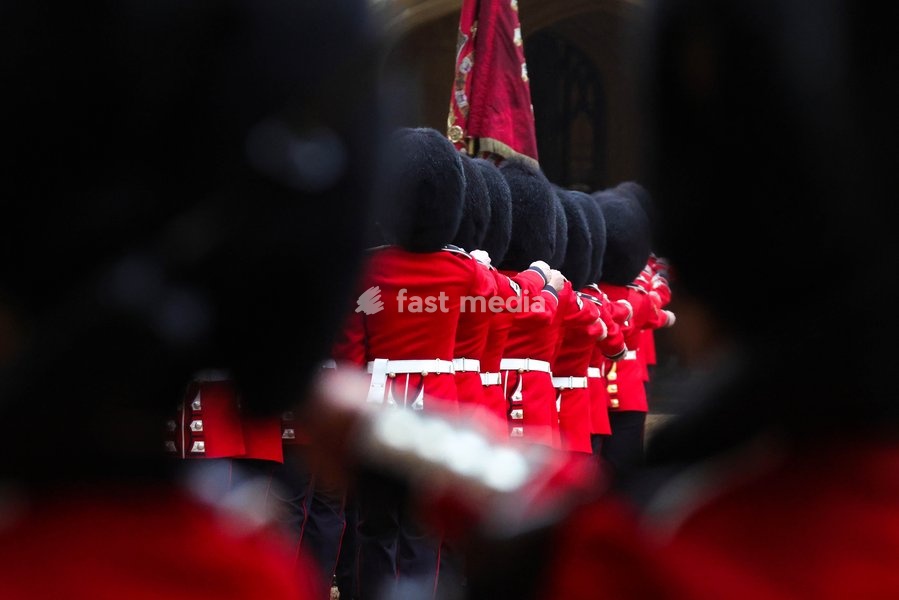 20/10/2026. Windsor, UK. In the Quadrangle of Windsor Castle, a Guard of Honour will give a Royal Salute and the regimental Band will play the Omani and British National Anthems as the carriage procession arrives. The Sultan, accompanied by The King, will inspect the Guard of Honour, before…