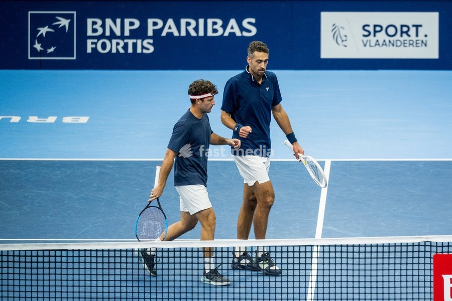Nicolas Barrientos of Colombia and David Pel of the Netherlands pictured during the European Open ATP tennis tournament in Brussels, on Tuesday 20 October. This year's edition of the tournament is taking place from 17 to 25 October