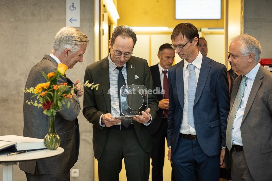 King Philippe - Filip of Belgium pictured during a visit to IGent, a research building at the UGent University where scientists and companies collaborate to develop innovative technologies, on Tuesday 20 October 2026, in Gent