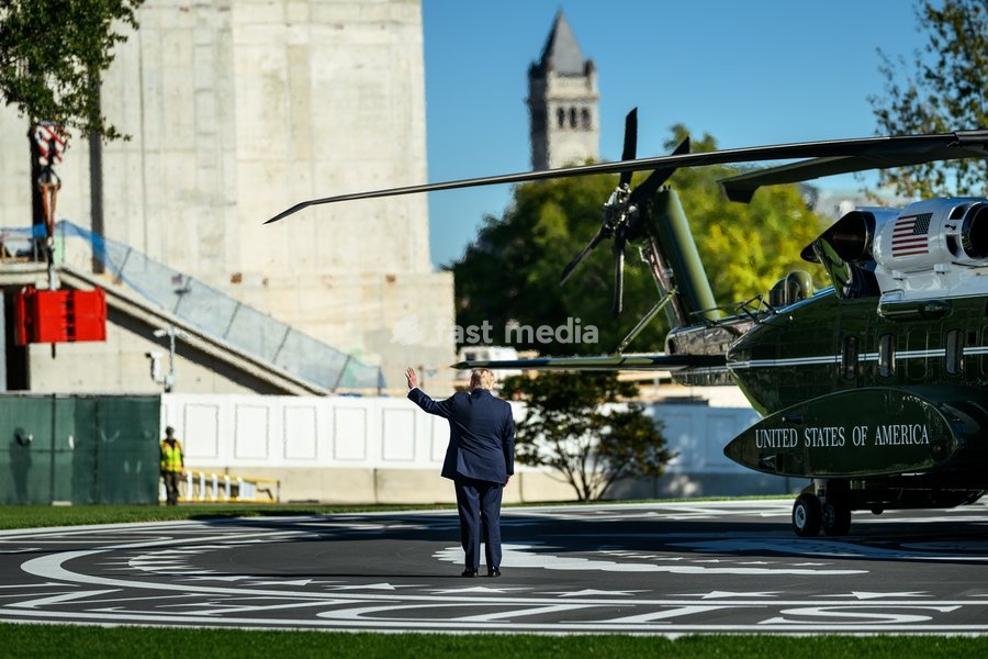 President Donald J. Trump boards Marine One on the South Lawn en route to Joint Base Andrews, Maryland, Monday, October 19, 2026. (Official White House