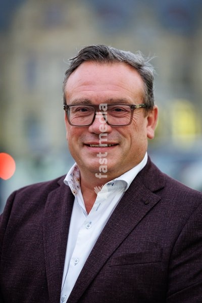 Jurgen Vanlerberghe, new governor of West Flanders, poses for the photographer, on Tuesday 20 October 2026 in Ieper