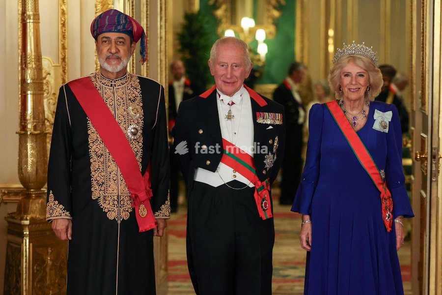 Britain's King Charles, Queen Camilla and Oman's Sultan Haitham bin Tariq pose for a photograph before a State Banquet at Windsor Castle during the Sultan's state visit to Britain, in Windsor, Britain, October 20, 2026