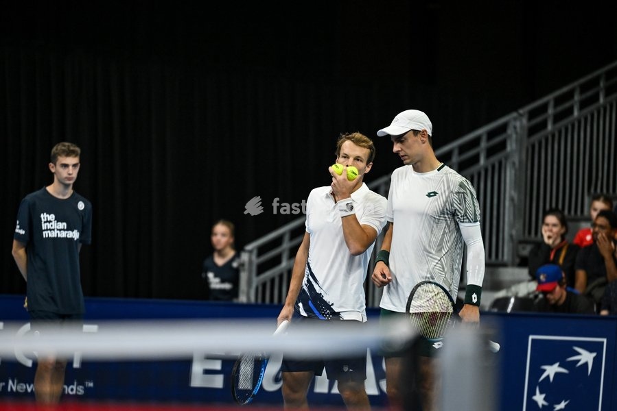 Michael Geerts of Belgium, Joran Vliegen of Belgium pictured in action during the European Open ATP tennis tournament in Brussels, on 21 October. This year's edition of the tournament is taking place from 17 to 25 October