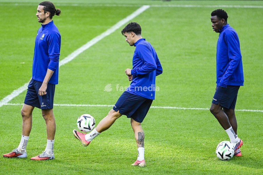 Tiago Araujo of KAA Gent pictured in action during a training session of Belgian soccer team KAA Gent, Wednesday 21 October 2026 in Braga, Portugal. The team is preparing for the second match of the UEFA Conference League league phase against Portuguese SC Braga tomorrow