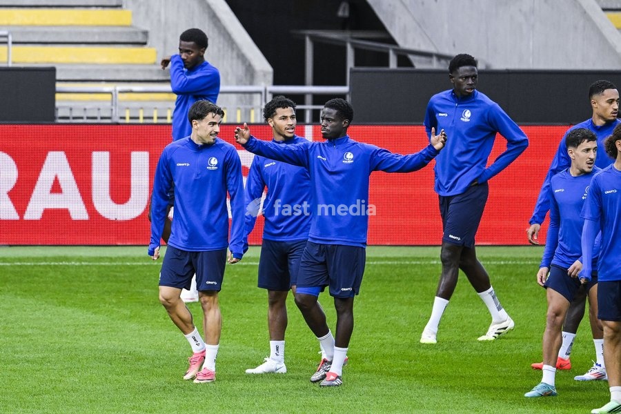 Tiago Araujo of KAA Gent, Momodou Lamin Sonko of KAA Gent and Leonardo Lopes Da Silva of KAA Gent pictured during a training session of Belgian soccer team KAA Gent, Wednesday 21 October 2026 in Braga, Portugal. The team is preparing for the second match of the UEFA Conference League league phase…