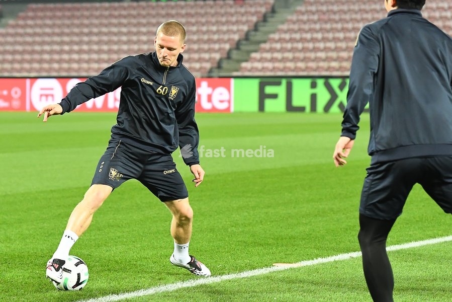 STVV's Robert-Jan Vanwesemael pictured in action during a training session of Belgian soccer team Sint-Truidense VV, Wednesday 21 October 2026 in Herning, Denmark, in preparation of tomorrow's game against Danish FC Midtjylland on the second day of the UEFA Conference League league phase