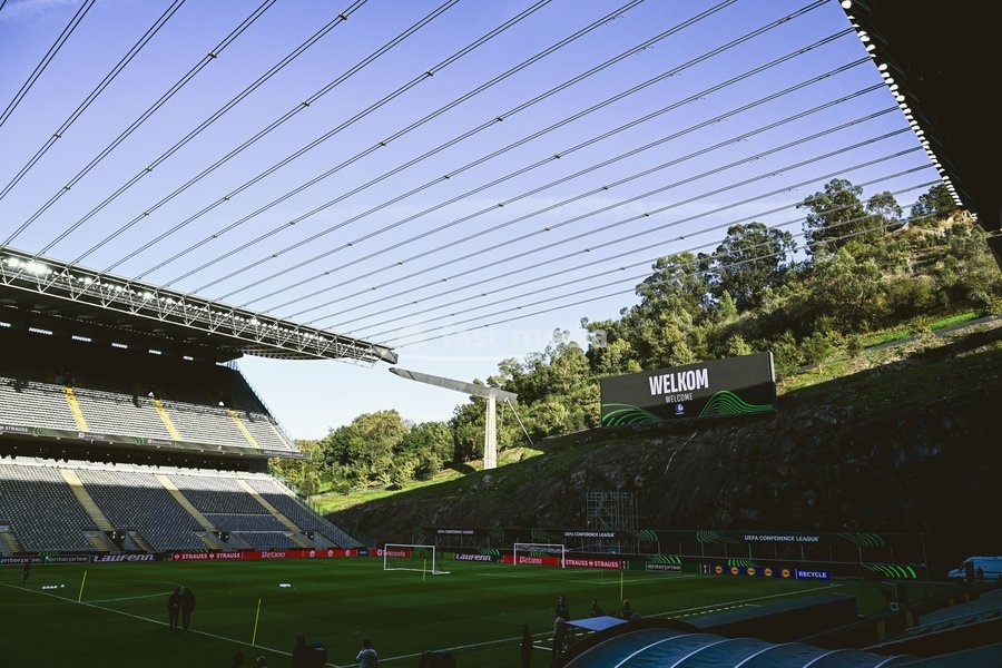 SOCCER CONF KAA GENT VS SC BRAGA PREPARATIONS