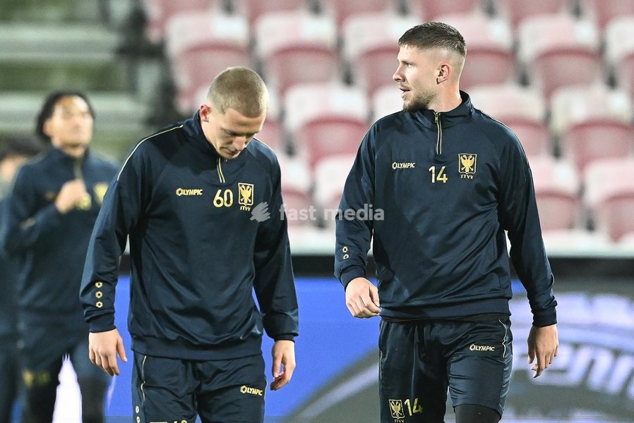 STVV's Robert-Jan Vanwesemael and STVV's Ryan Merlen pictured during a training session of Belgian soccer team Sint-Truidense VV, Wednesday 21 October 2026 in Herning, Denmark, in preparation of tomorrow's game against Danish FC Midtjylland on the second day of the UEFA Conference League league…