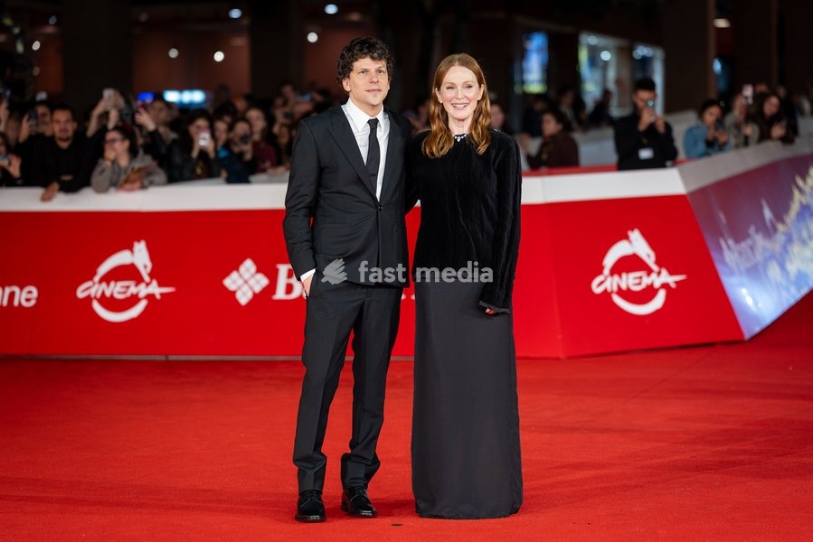 Jesse Eisenberg and Julianne Moore attend the “The Debut” red carpet during the 21st Rome Film Festival at Auditorium Parco Della Musica in Rome, Italy on 21 October 2026