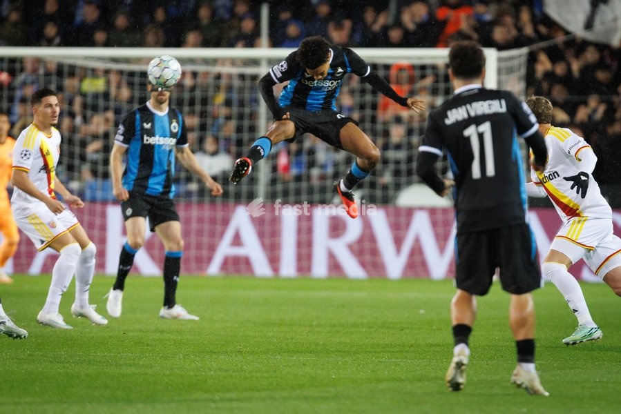 Club's Felix Lemarechal pictured in action during a soccer game between Belgian Club Brugge KV and French Racing Club de Lens, Wednesday 21 October 2026 in Brugge, on day three of the UEFA Champions League league phase