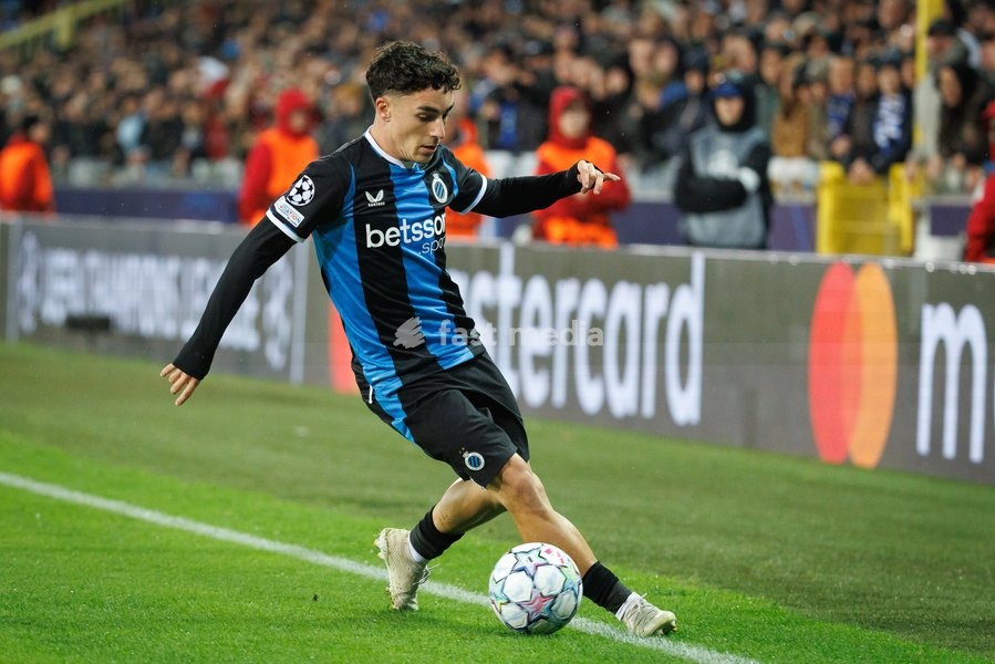 Club's Jan Virgili pictured in action during a soccer game between Belgian Club Brugge KV and French Racing Club de Lens, Wednesday 21 October 2026 in Brugge, on day three of the UEFA Champions League league phase