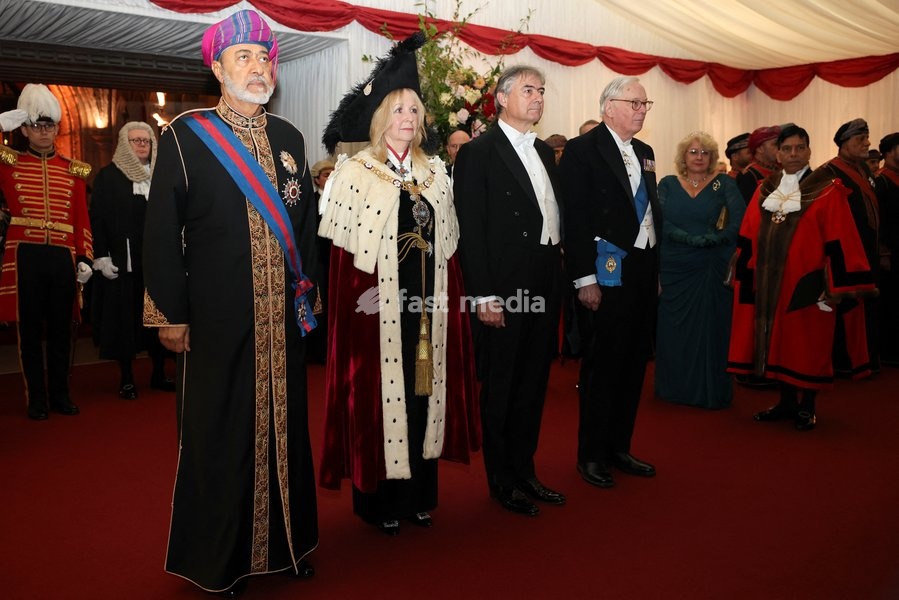 Oman's Sultan Haitham bin Tariq, Lady Mayor of the City of London Dame Susan Langley and Prince Richard, Duke of Gloucester watch the guard of honour as they attend the Guildhall State Banquet during the Sultan's state visit to Britain, in London, October 21, 2026