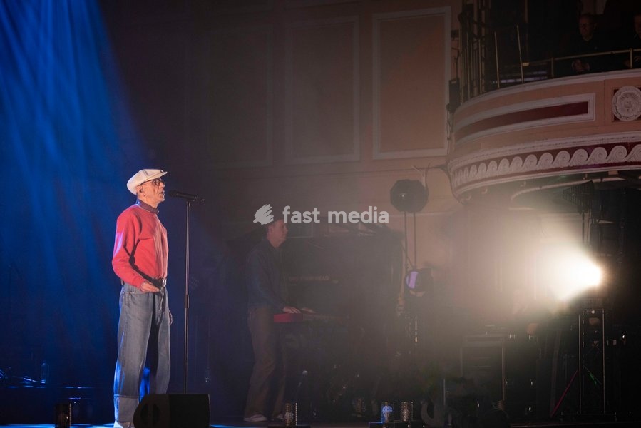 Kevin Rowland of Dexys Midnight Runners perform live at, o2 City Hall, Newcastle, UK, on 21 October 2026