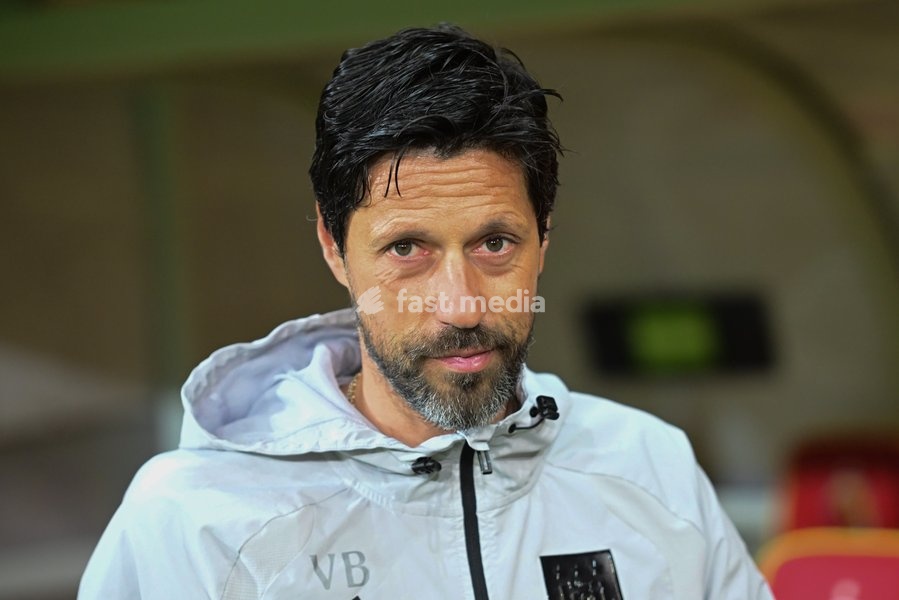 Anderlecht's head coach Vitor Bruno pictured before a soccer game between Polish Jagiellonia Bialystok and Belgian RSC Anderlecht, Thursday 22 October 2026 in Bialystok, Poland, on day three of the UEFA Europa League league phase
