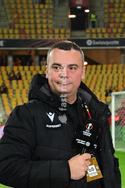 Jagiellonia Białystok' head coach Adrian Siemieniec pictured before a soccer game between Polish Jagiellonia Bialystok and Belgian RSC Anderlecht, Thursday 22 October 2026 in Bialystok, Poland, on day three of the UEFA Europa League league phase