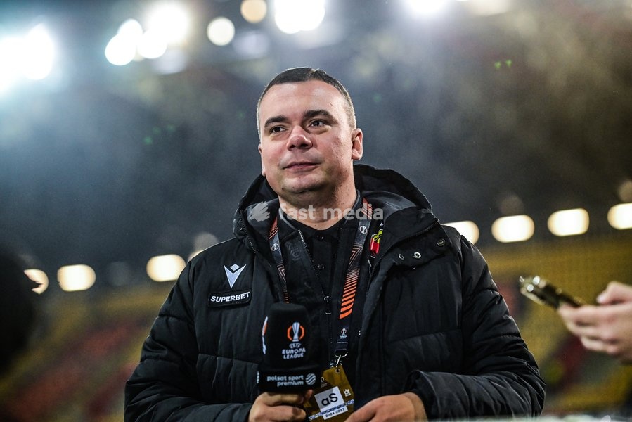 Jagiellonia Białystok' head coach Adrian Siemieniec pictured before a soccer game between Polish Jagiellonia Bialystok and Belgian RSC Anderlecht, Thursday 22 October 2026 in Bialystok, Poland, on day three of the UEFA Europa League league phase