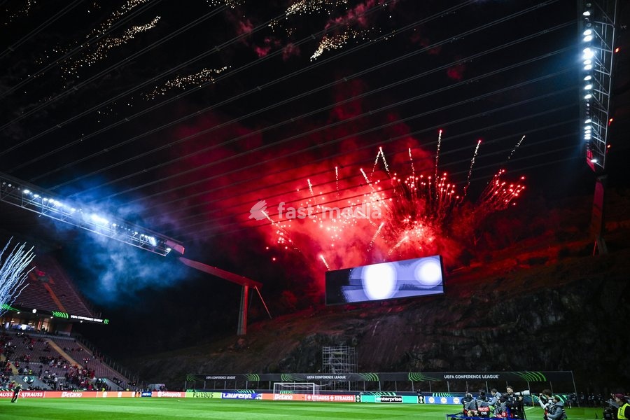 This picture shows the start of a soccer game between Portuguese SC Braga and Belgian soccer team KAA Gent, Thursday 22 October 2026 in Braga, Portugal, the second match in the UEFA Conference League league phase