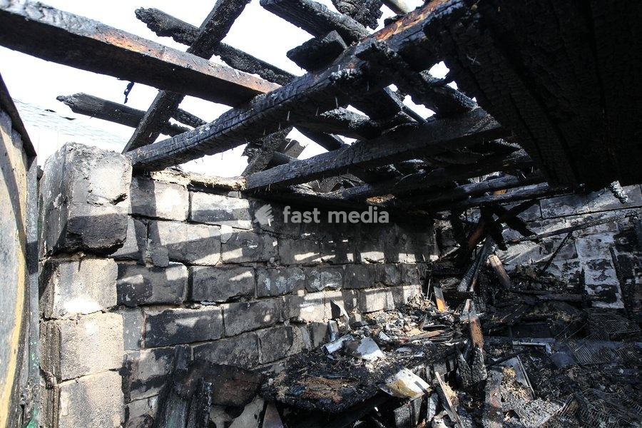 A house is destroyed by a Russian attack, Dnipro, Ukraine, October 22, 2026. According to city head Borys Filatov, 11 private houses were damaged in the strike on Thursday morning, and one home burned down completely