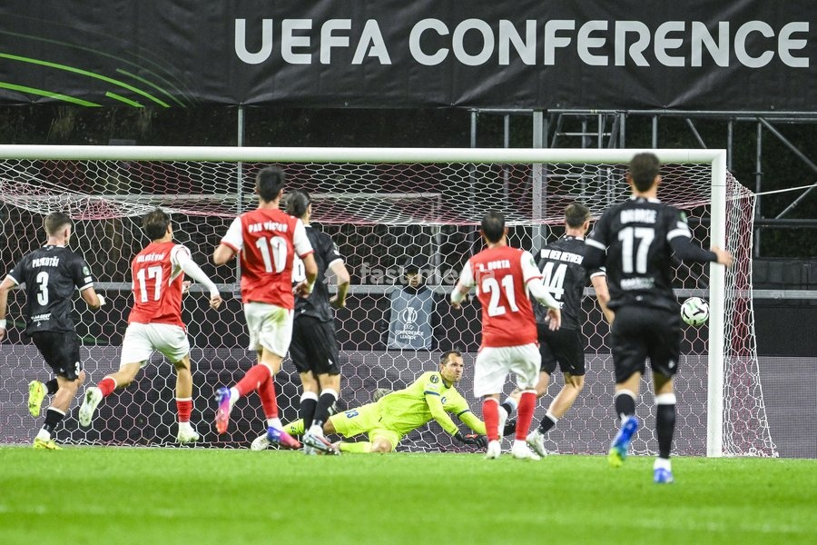 Davy Roef goalkeeper of KAA Gent pictured in action during a soccer game between Portuguese SC Braga and Belgian soccer team KAA Gent, Thursday 22 October 2026 in Braga, Portugal, the second match in the UEFA Conference League league phase
