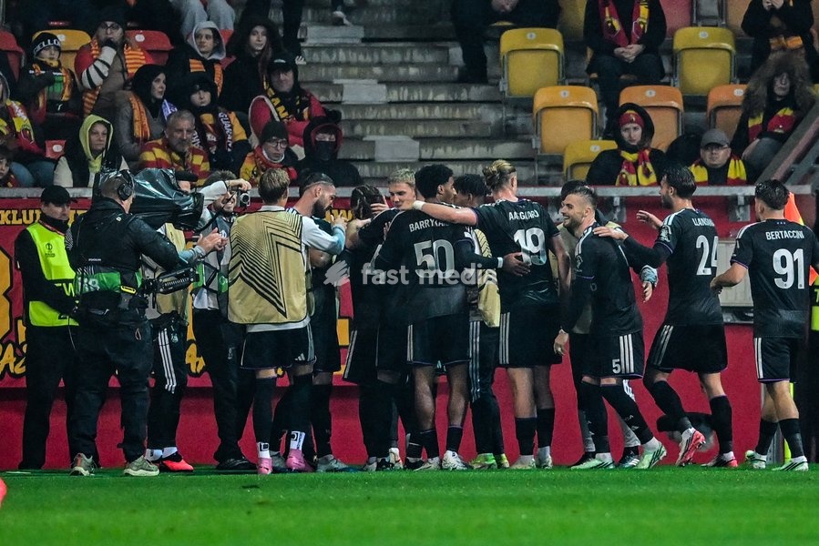 Anderlecht's players celebrate during a soccer game between Polish Jagiellonia Bialystok and Belgian RSC Anderlecht, Thursday 22 October 2026 in Bialystok, Poland, on day three of the UEFA Europa League league phase