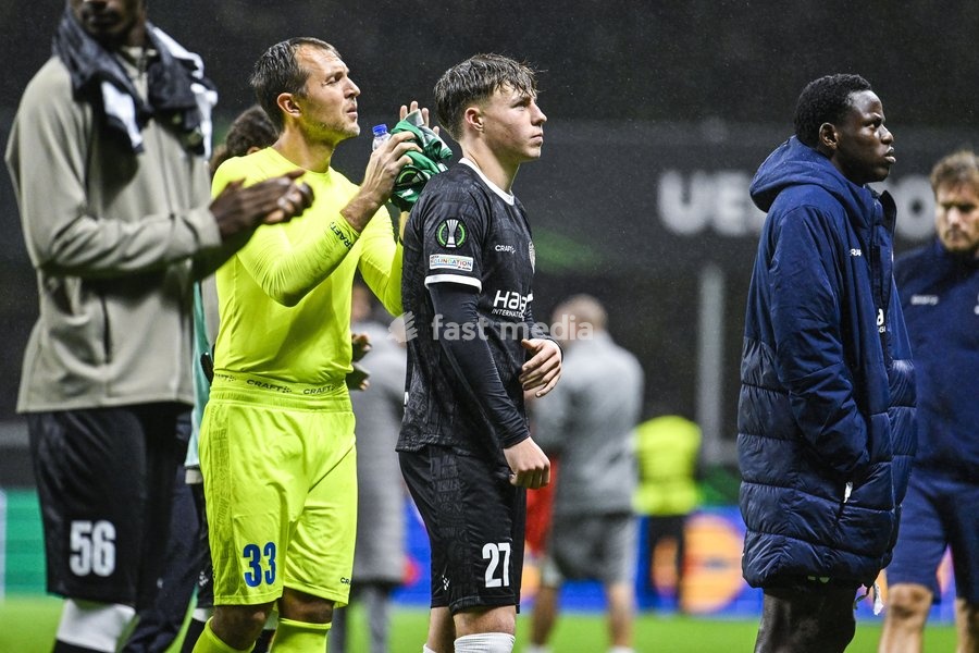 Davy Roef goalkeeper of KAA Gent and Tibe De Vlieger of KAA Gent look dejected after losing a soccer game between Portuguese SC Braga and Belgian soccer team KAA Gent, Thursday 22 October 2026 in Braga, Portugal, the second match in the UEFA Conference League league phase