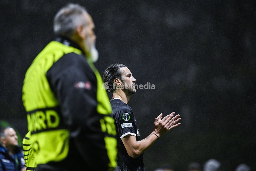 Christian Burgess of KAA Gent looks dejected after losing a soccer game between Portuguese SC Braga and Belgian soccer team KAA Gent, Thursday 22 October 2026 in Braga, Portugal, the second match in the UEFA Conference League league phase