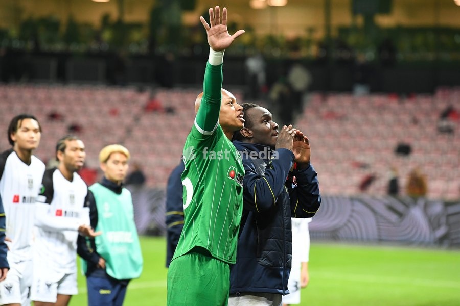 STVV's players celebrate after winning a soccer game between Danish FC Midtjylland and Belgian Sint-Truidense VV, Thursday 22 October 2026 in Herning, Denmark, on the second day of the UEFA Conference League league phase