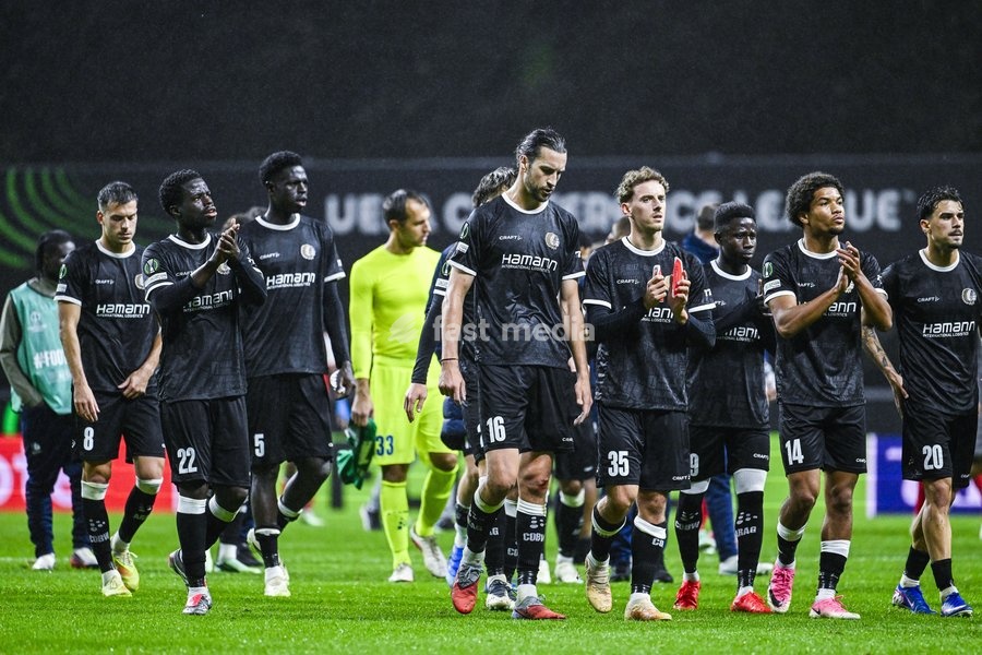 Christian Burgess of KAA Gent looks dejected after losing a soccer game between Portuguese SC Braga and Belgian soccer team KAA Gent, Thursday 22 October 2026 in Braga, Portugal, the second match in the UEFA Conference League league phase
