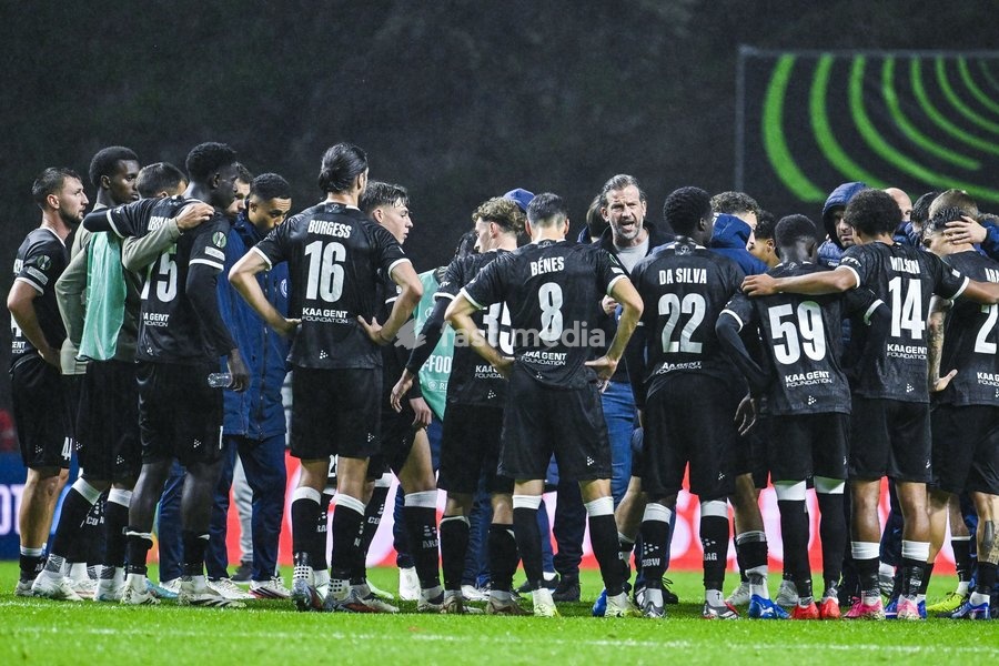SOCCER CONF SC BRAGA VS KAA GENT