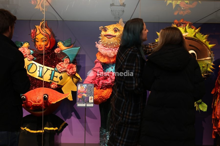 BRIGHTON, ENGLAND - 22 October 2026. Making the Masked Singer media preview at Brighton Museum & Art Gallery in Brighton, England. Some of the most spectacular costumes from TV’s The Masked Singer are coming together for the first time this autumn in a major new exhibition celebrating the…