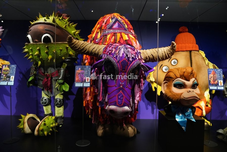 BRIGHTON, ENGLAND - 22 October 2026. Making the Masked Singer media preview at Brighton Museum & Art Gallery in Brighton, England. Some of the most spectacular costumes from TV’s The Masked Singer are coming together for the first time this autumn in a major new exhibition celebrating the…