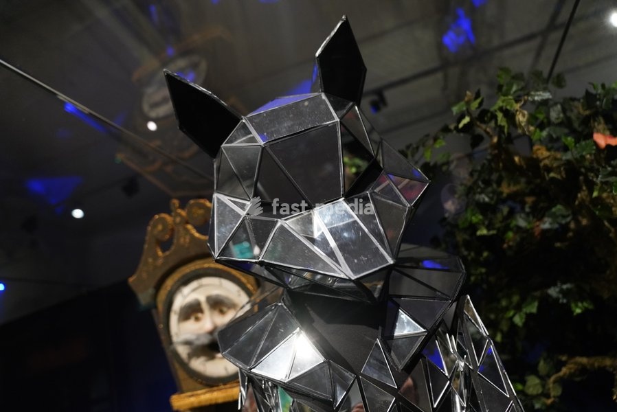 BRIGHTON, ENGLAND - 22 October 2026. Making the Masked Singer media preview at Brighton Museum & Art Gallery in Brighton, England. Some of the most spectacular costumes from TV’s The Masked Singer are coming together for the first time this autumn in a major new exhibition celebrating the…
