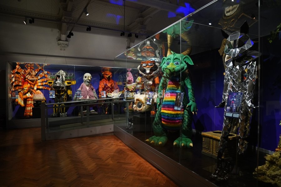 BRIGHTON, ENGLAND - 22 October 2026. Making the Masked Singer media preview at Brighton Museum & Art Gallery in Brighton, England. Some of the most spectacular costumes from TV’s The Masked Singer are coming together for the first time this autumn in a major new exhibition celebrating the…