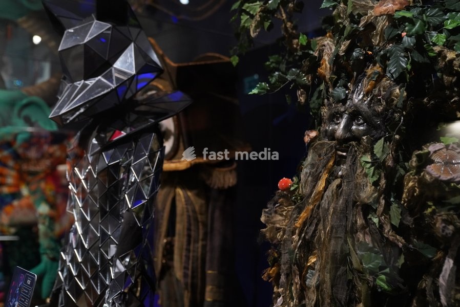 BRIGHTON, ENGLAND - 22 October 2026. Making the Masked Singer media preview at Brighton Museum & Art Gallery in Brighton, England. Some of the most spectacular costumes from TV’s The Masked Singer are coming together for the first time this autumn in a major new exhibition celebrating the…