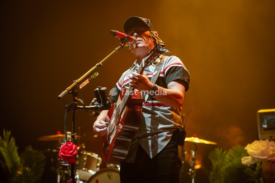 Raising alternative country star Stephen Wilson Jr. performs at O2 Academy Brixton in London on 22nd October 2026 on his Gary The Torch Tour. Stephen Wilson, Jr. - vocals, guitar; Julian Dorio - drums; Scotty Murray - steel guitar; C. Miles Burger - bass guitar, harmonica