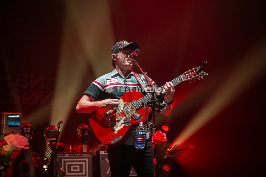 Raising alternative country star Stephen Wilson Jr. performs at O2 Academy Brixton in London on 22nd October 2026 on his Gary The Torch Tour. Stephen Wilson, Jr. - vocals, guitar; Julian Dorio - drums; Scotty Murray - steel guitar; C. Miles Burger - bass guitar, harmonica