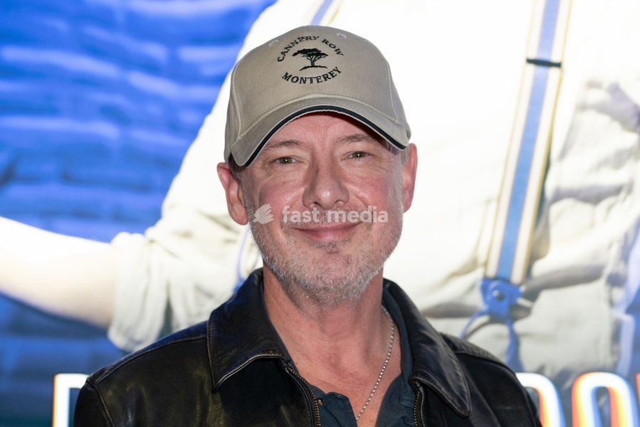 John Simm attends "Derren Brown: Only Human“ West End Premiere at The Apollo Theatre, Shaftesbury Avenue in London, England. UK. Thursday 22nd October 2026