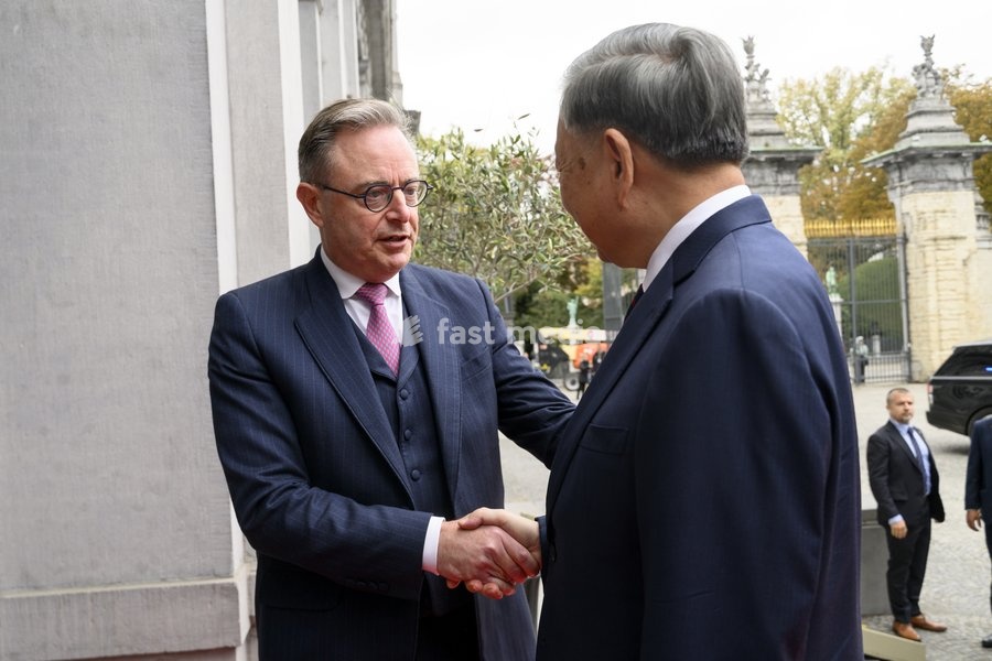 Belgian Prime Minister Bart De Wever and Vietnam President To Lam pictured at a diplomatic meeting in Brussels, on Friday 23 October 2026. The President of Vietnam and his wife visit Belgium from 21 to 24 October