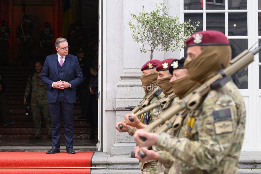 Prime Minister Bart De Wever pictured before a diplomatic meeting with the Vietnamese president in Brussels, on Friday 23 October 2026. The President of Vietnam and his wife visit Belgium from 21 to 24 October