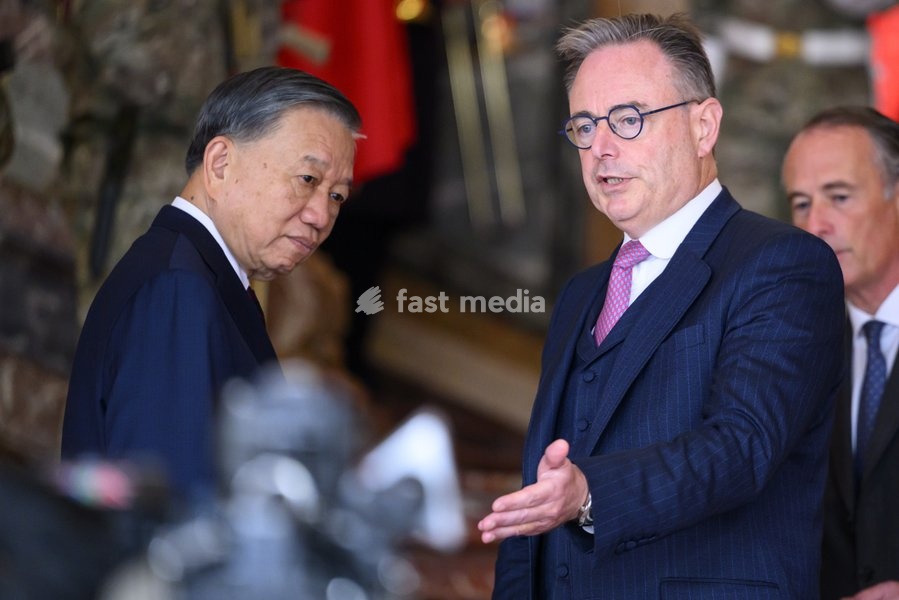 Vietnam President To Lam and Belgian Prime Minister Bart De Wever pictured at a diplomatic meeting in Brussels, on Friday 23 October 2026. The President of Vietnam and his wife visit Belgium from 21 to 24 October