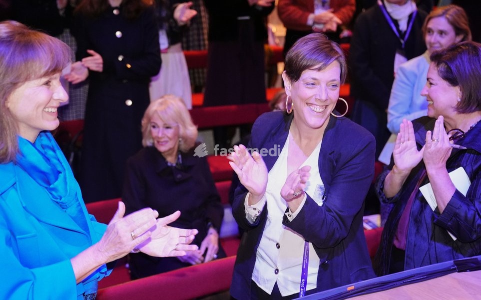 Jess Phillips (centre) applauds Queen Camilla as she arrives to attend the Ending Violence Against Women and Girls Summit, at Marlborough College in Wiltshire. Picture date: Friday October 23, 2026