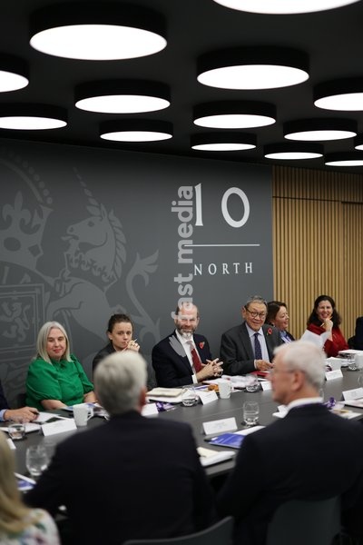 23/10/2026. Manchester, United Kingdom. Jonathan Reynolds, Secretary of State for Business and Trade and Sonny Leong, Baron Leong host Small Business Growth Forum meeting at Number 10 North