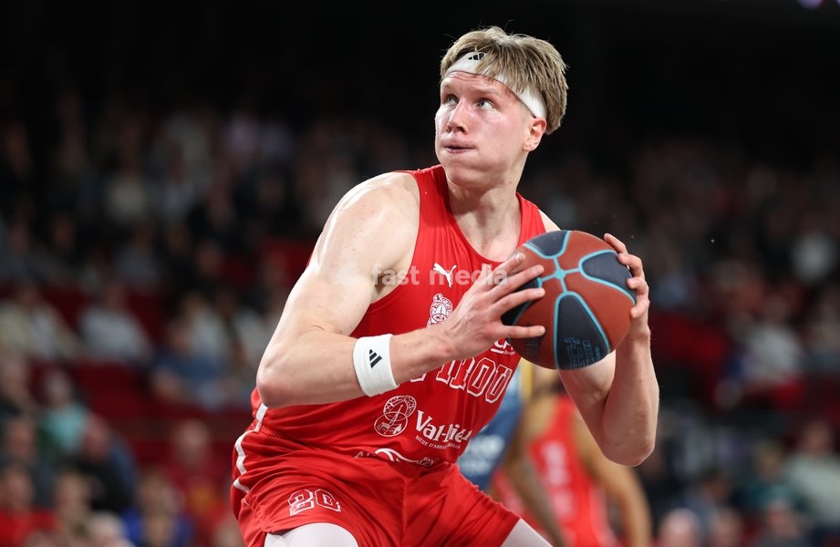 Spirou's Luukas Vaara pictured during a basketball match between Spirou Charleroi and BC Oostende, Friday 23 October 2026 in Charleroi, on day 4 of the 'BNXT League' Belgian and Dutch first division basket championship